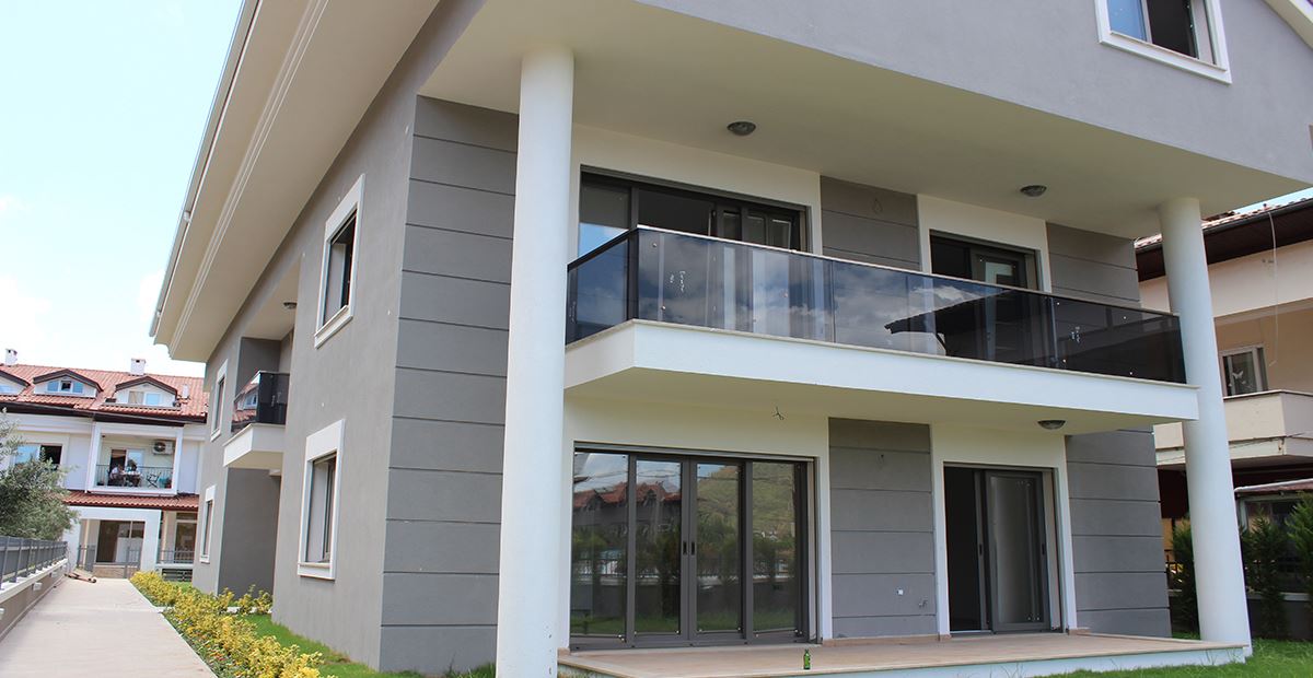 Sarmaşık Apartmanı